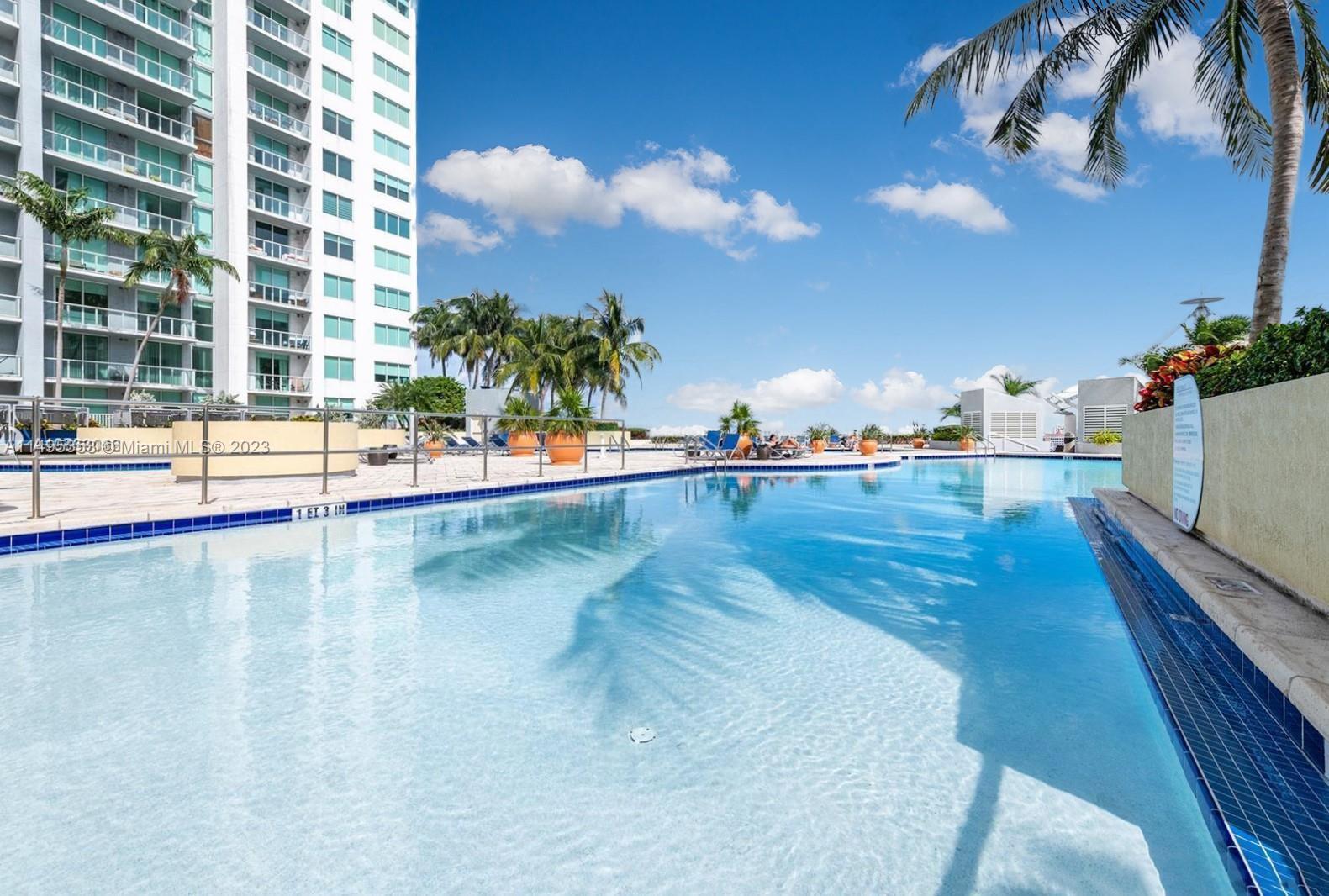 Photo of 244 Biscayne Blvd #910 in Miami, FL