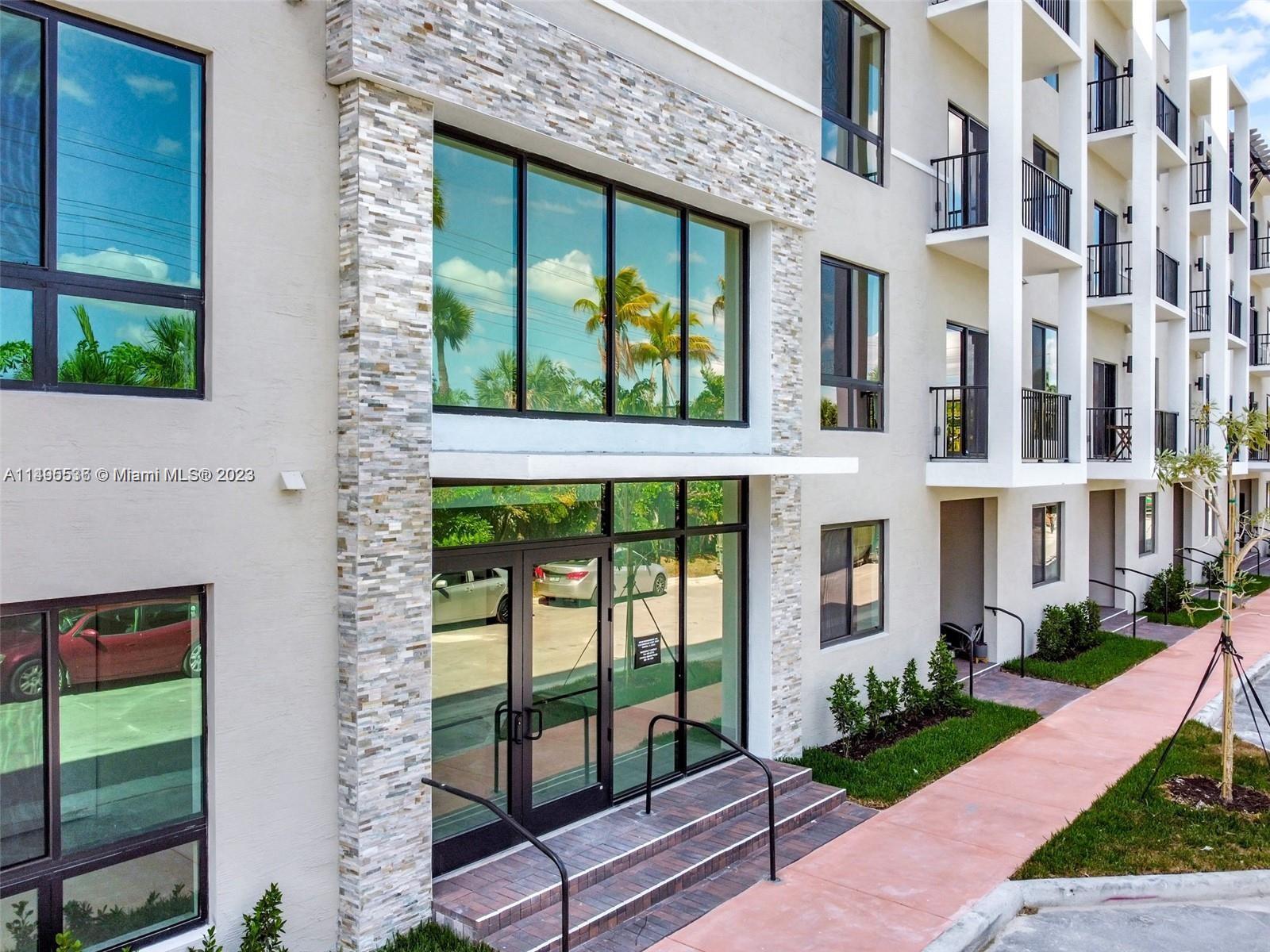 Photo of 8363 NW 41st St #A-203 in Doral, FL