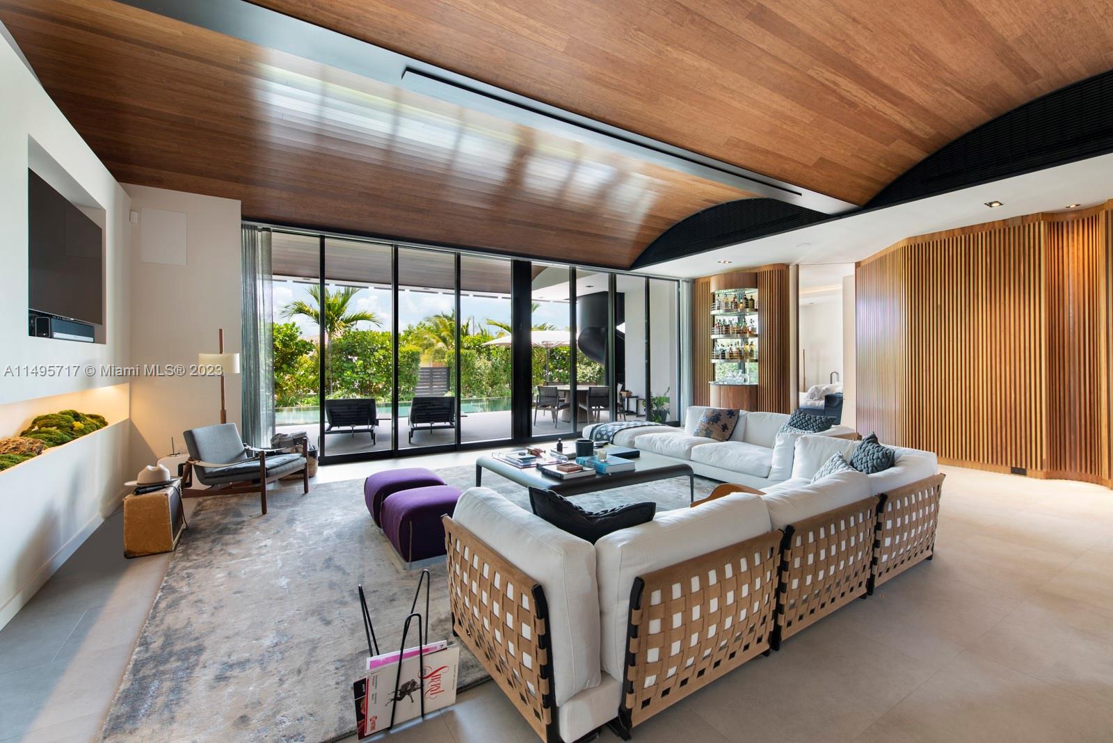 Photo of 8055 Noremac Ave in Miami Beach, FL