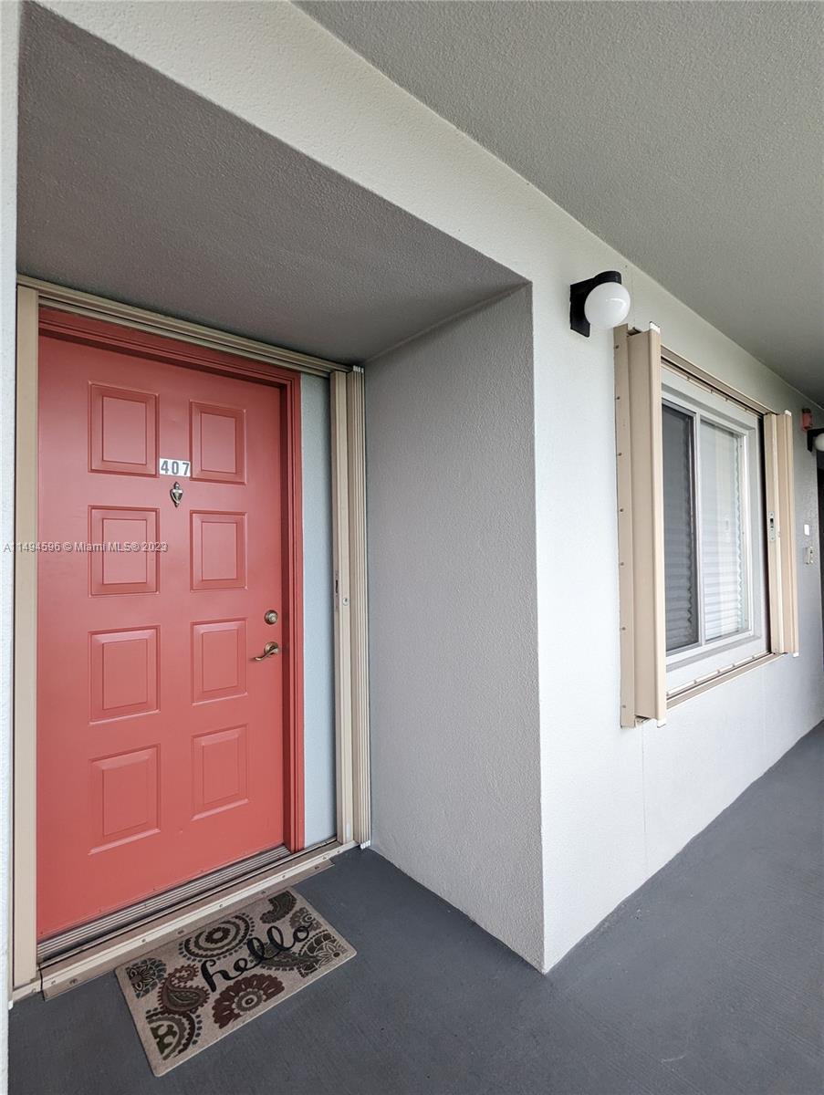 Photo of 800 SW 137th Ave #407G in Pembroke Pines, FL