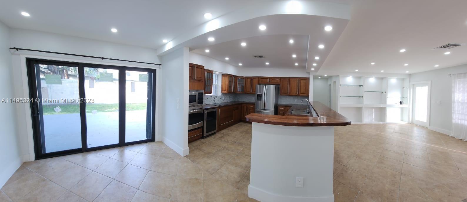 Photo of 225 191st Ter in Sunny Isles Beach, FL