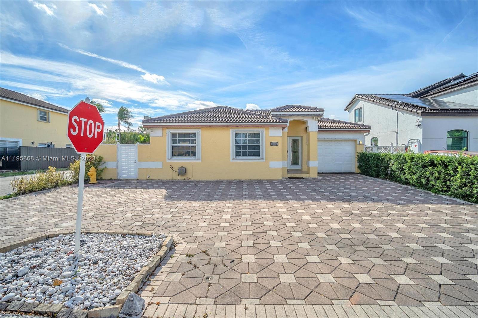 Photo of 8300 NW 201st St in Hialeah, FL
