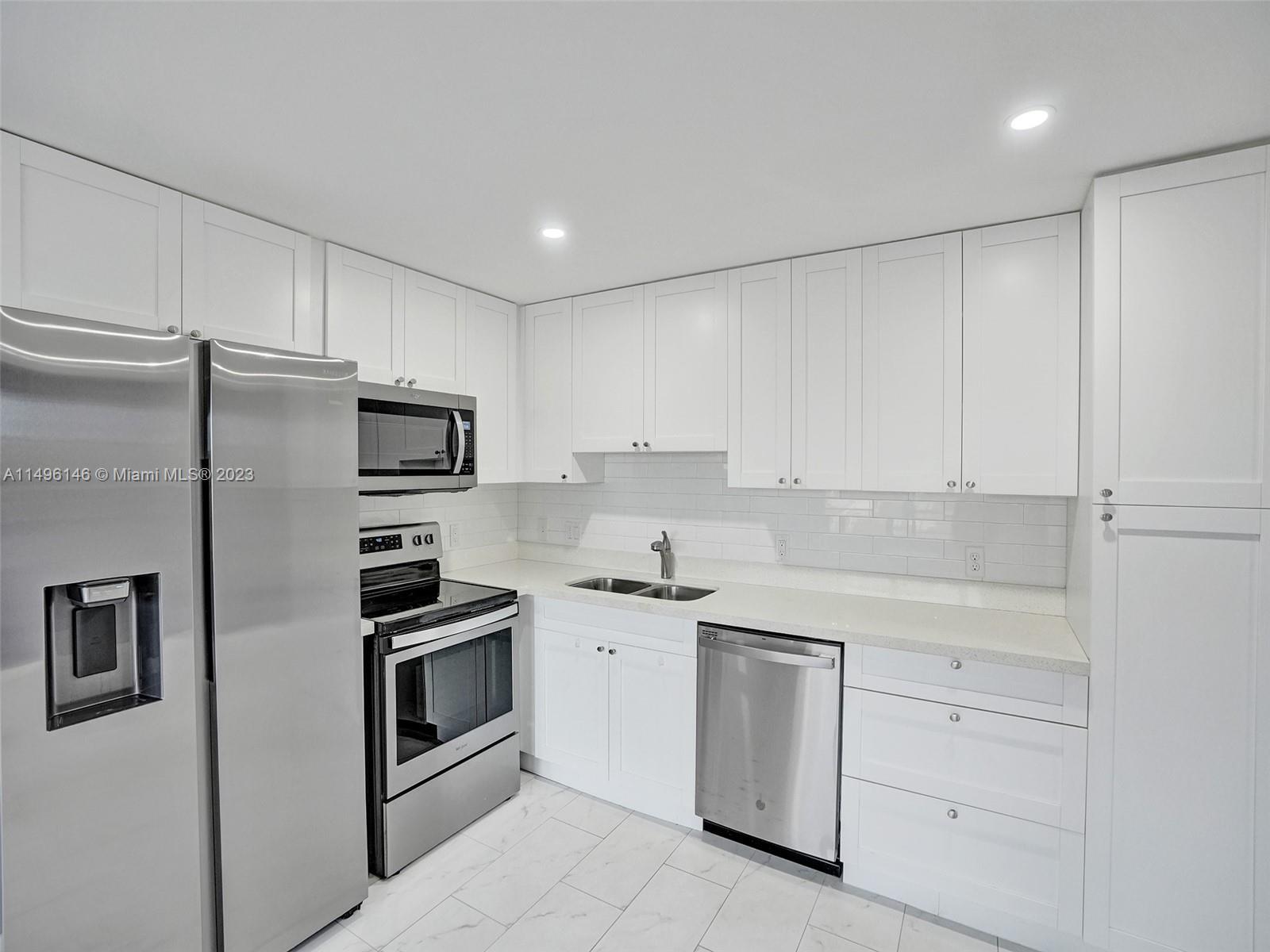 Photo of 563 N Mansfield N #563 in Boca Raton, FL