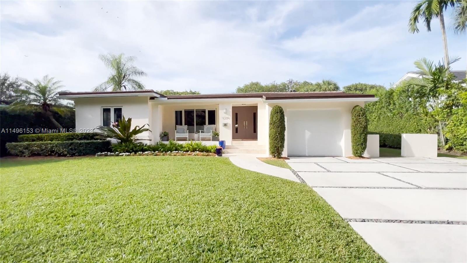 Photo of 5724 Michelangelo St in Coral Gables, FL
