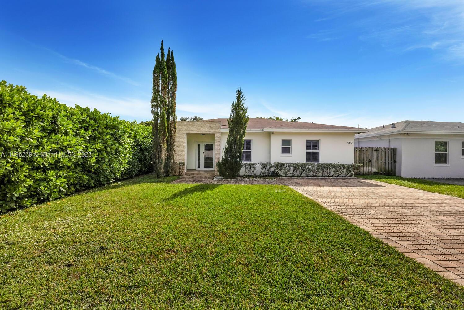 Photo of 8836 SW 126th St in Miami, FL