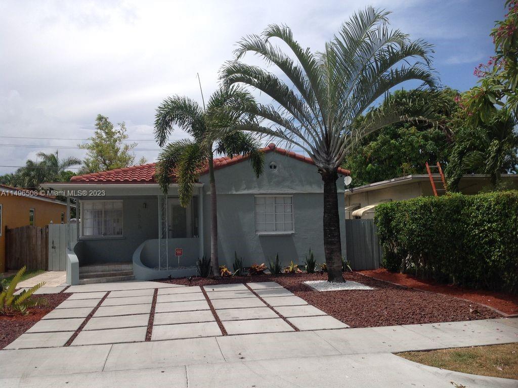 Photo of 1535 Jackson St in Hollywood, FL