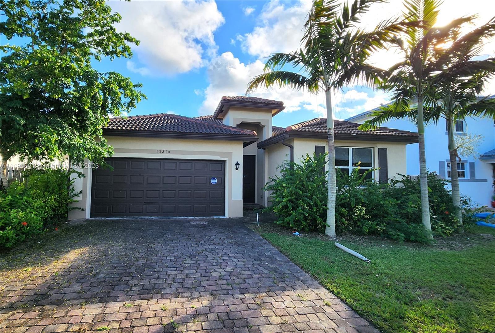 Photo of 13210 SW 280th St in Homestead, FL