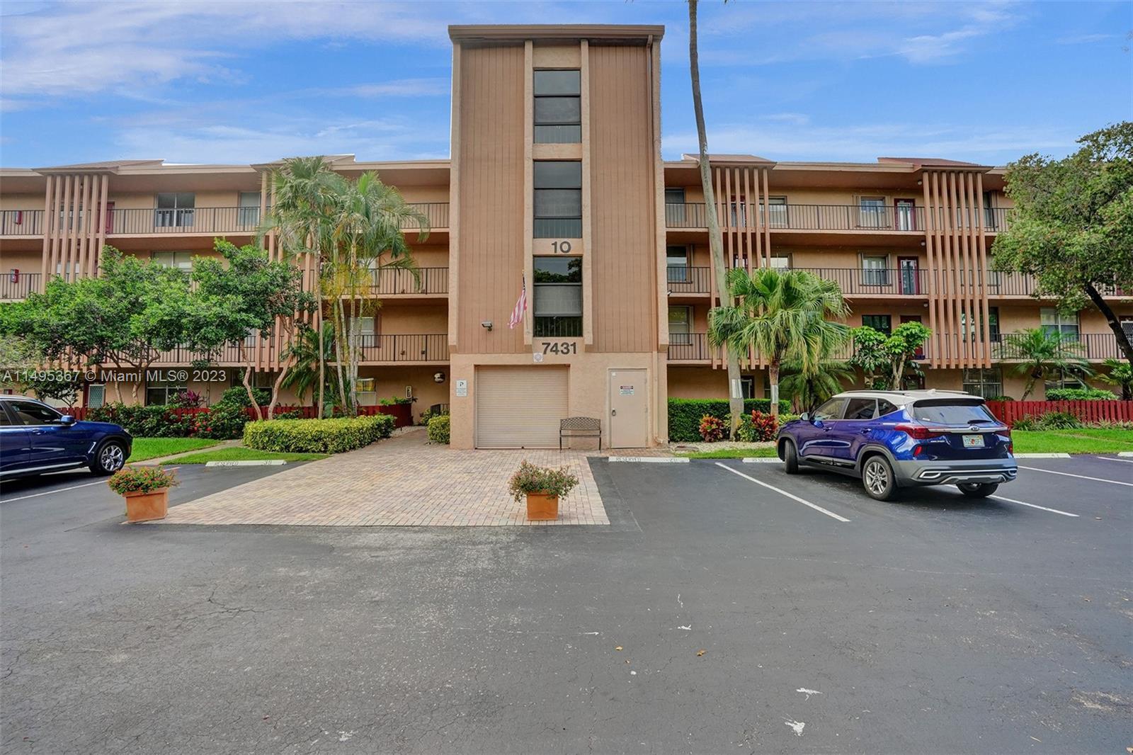 Photo of 7431 NW 1st St #407 in Margate, FL