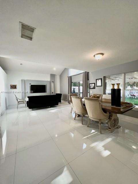 Photo of 4972 SW 35th Ter in Hollywood, FL