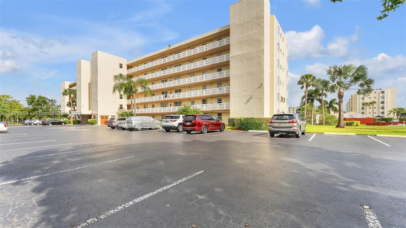 Photo of 141 SE 3rd Ave #202 in Dania Beach, FL