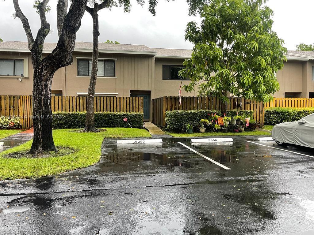 Photo of 5050 S University Dr #5050 in Davie, FL