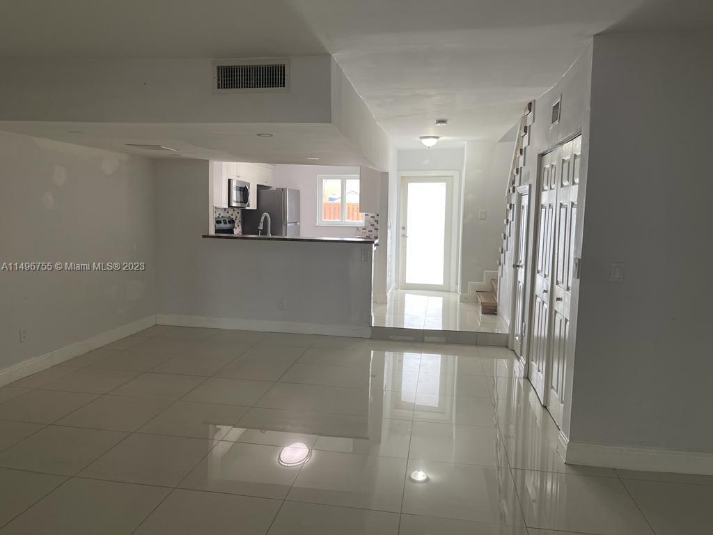Photo of 5364 W 23rd Ln #3 in Hialeah, FL