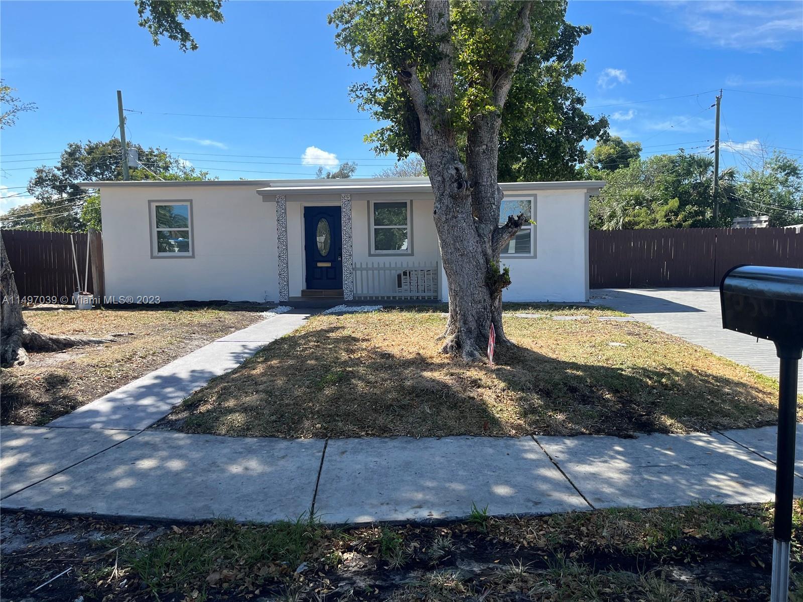 Photo of 5301 NE 17th Ave in Pompano Beach, FL