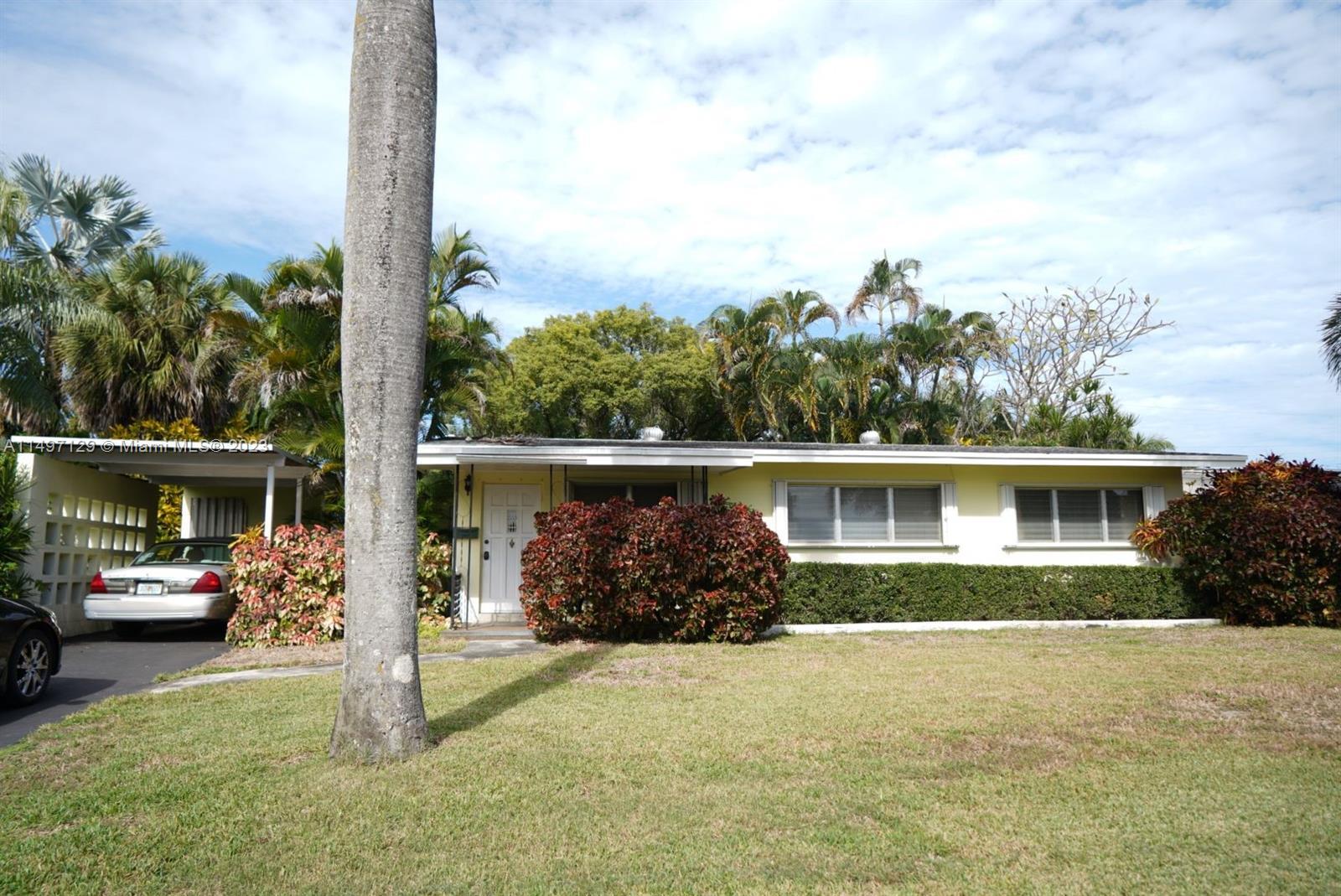 Photo of 31 NE 28th Ct in Wilton Manors, FL