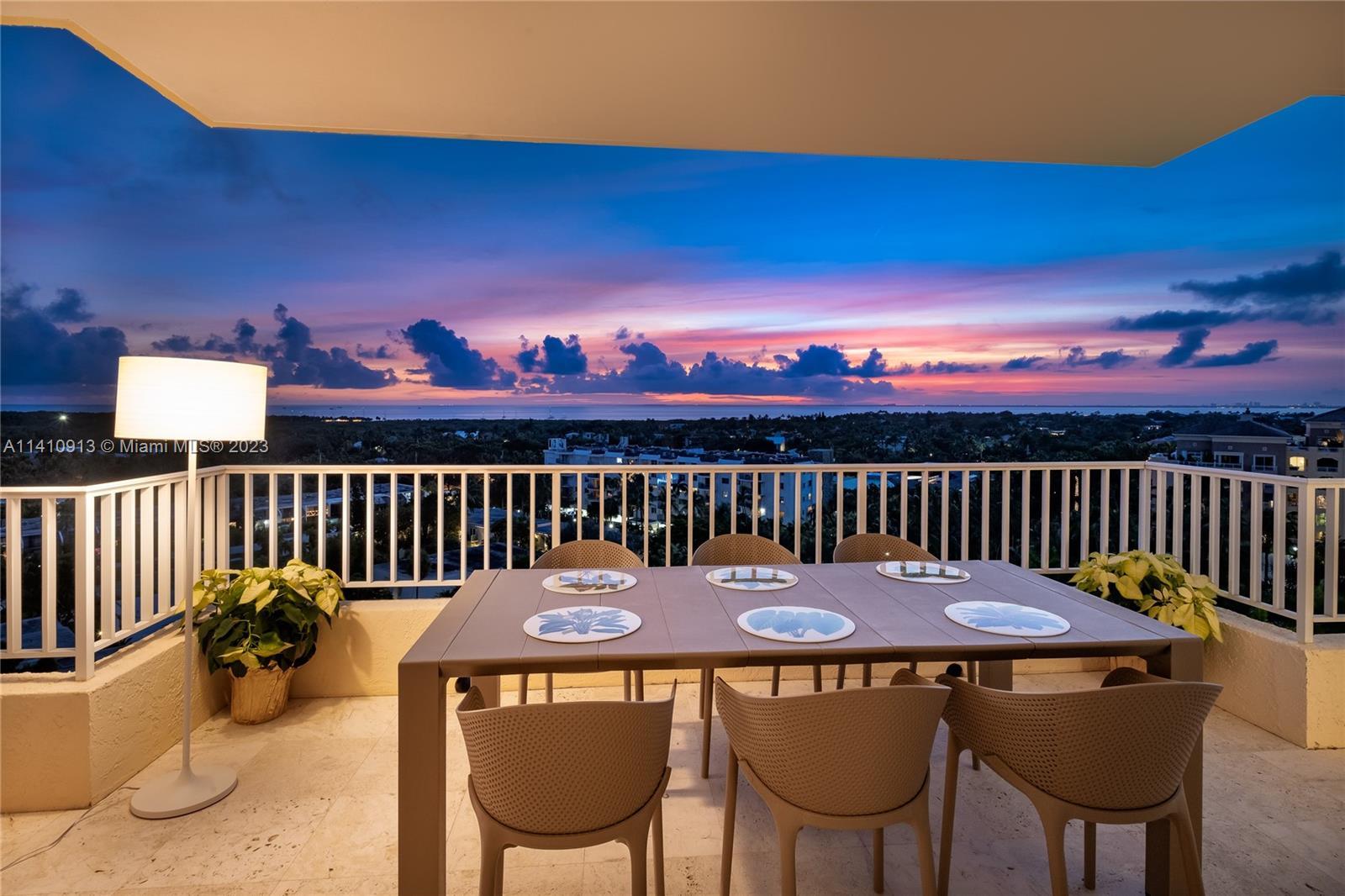 Photo of 789 Crandon Blvd #902 in Key Biscayne, FL