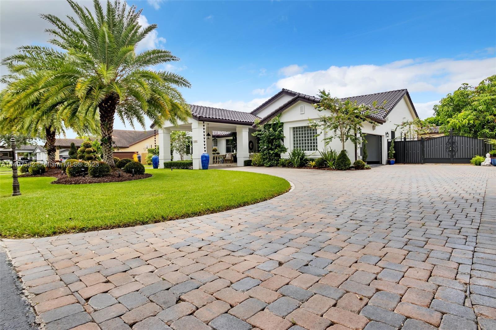 Photo of 7355 SW 118th Ct in Miami, FL