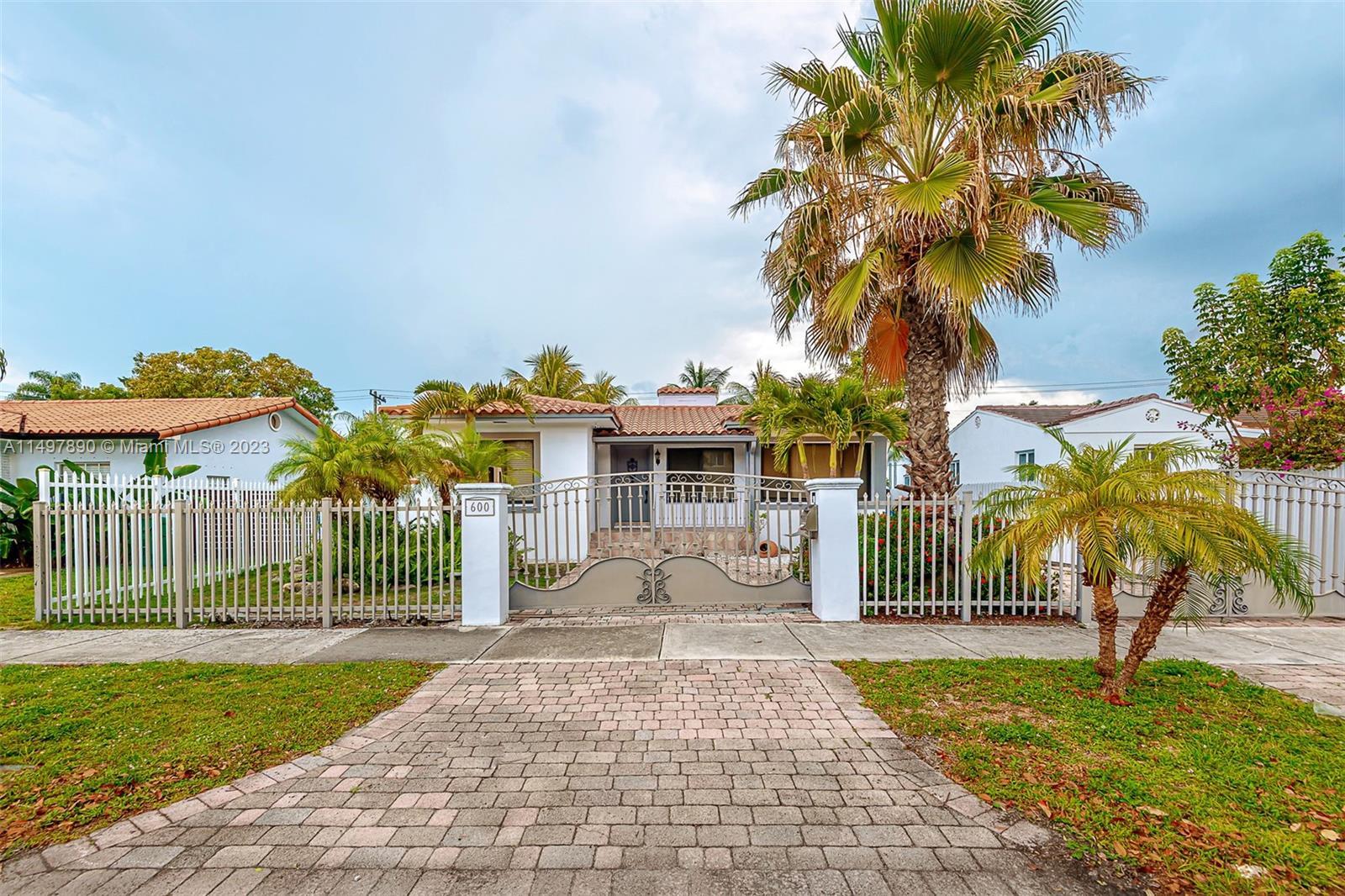 Photo of 600 SW 19th Rd in Miami, FL