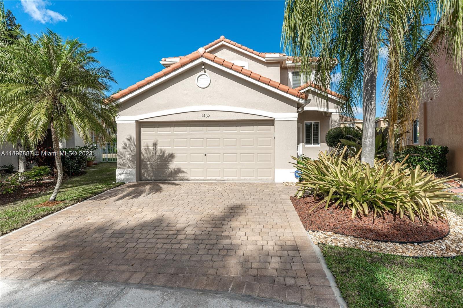 Photo of 1432 Sabal Trl in Weston, FL