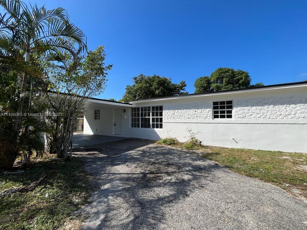 Photo of 311 SW 31st Ave in Fort Lauderdale, FL