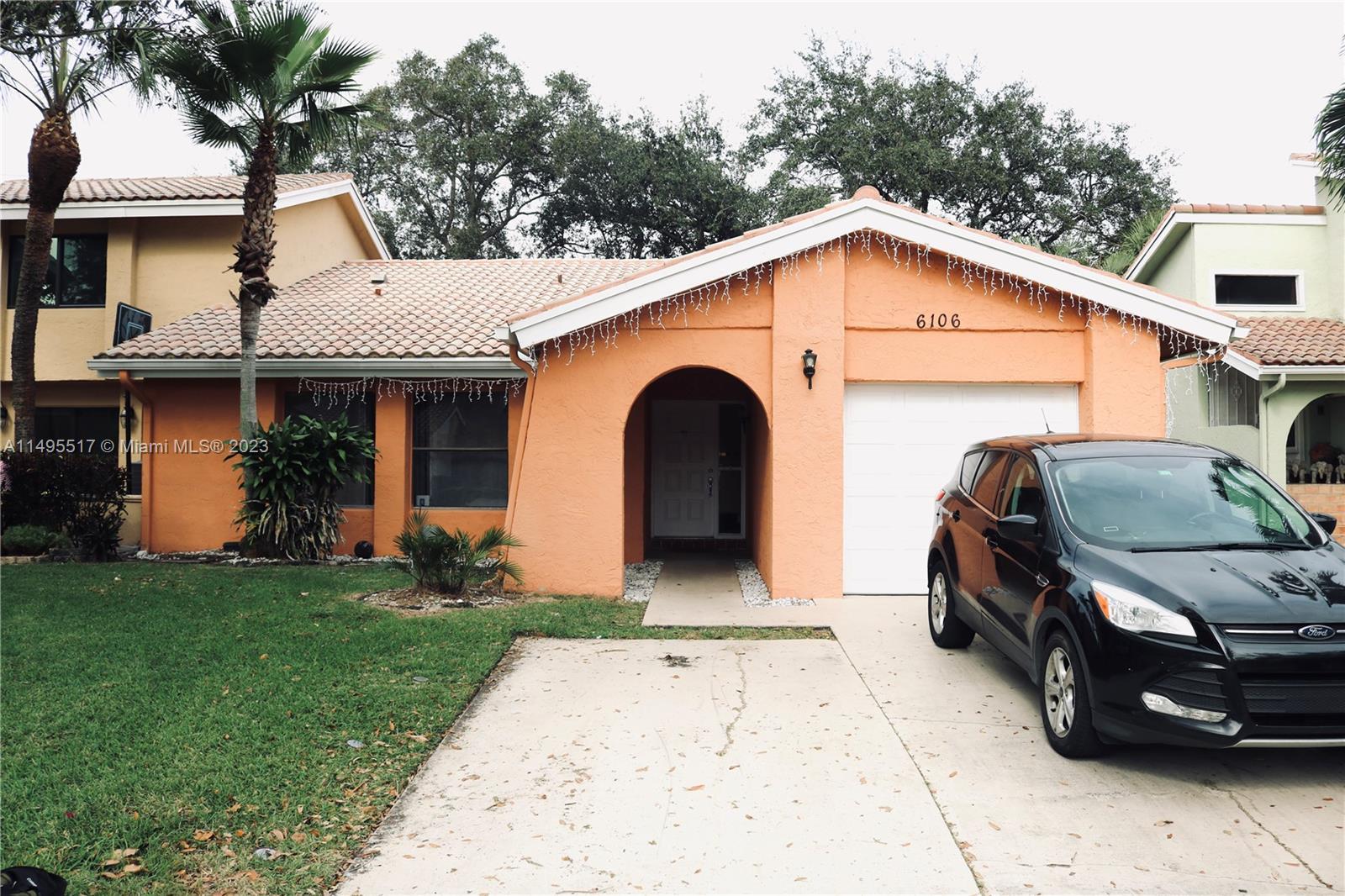 Photo of 6106 Aloma Ln in Boca Raton, FL