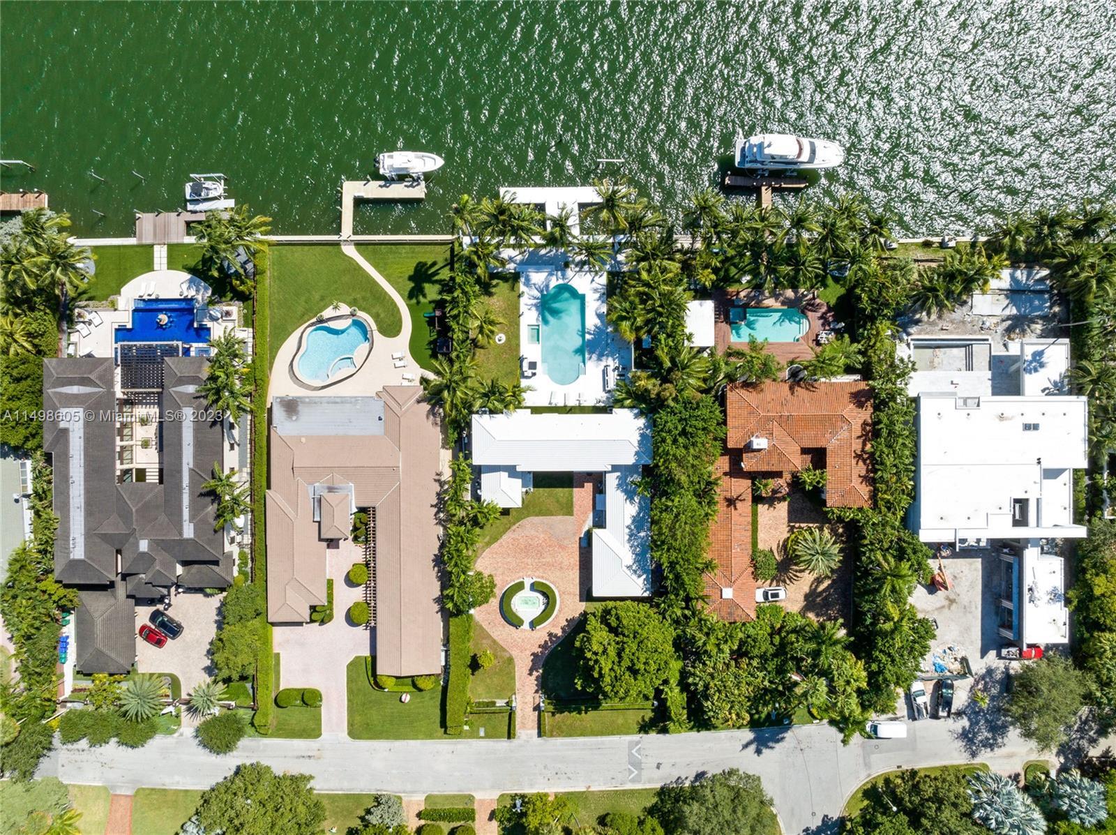 Photo of 610 Sabal Palm Rd in Miami, FL