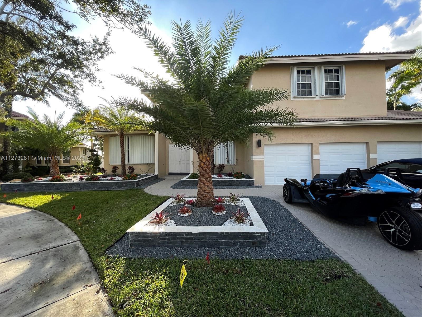 Photo of 1324 SW 173rd Wy in Pembroke Pines, FL