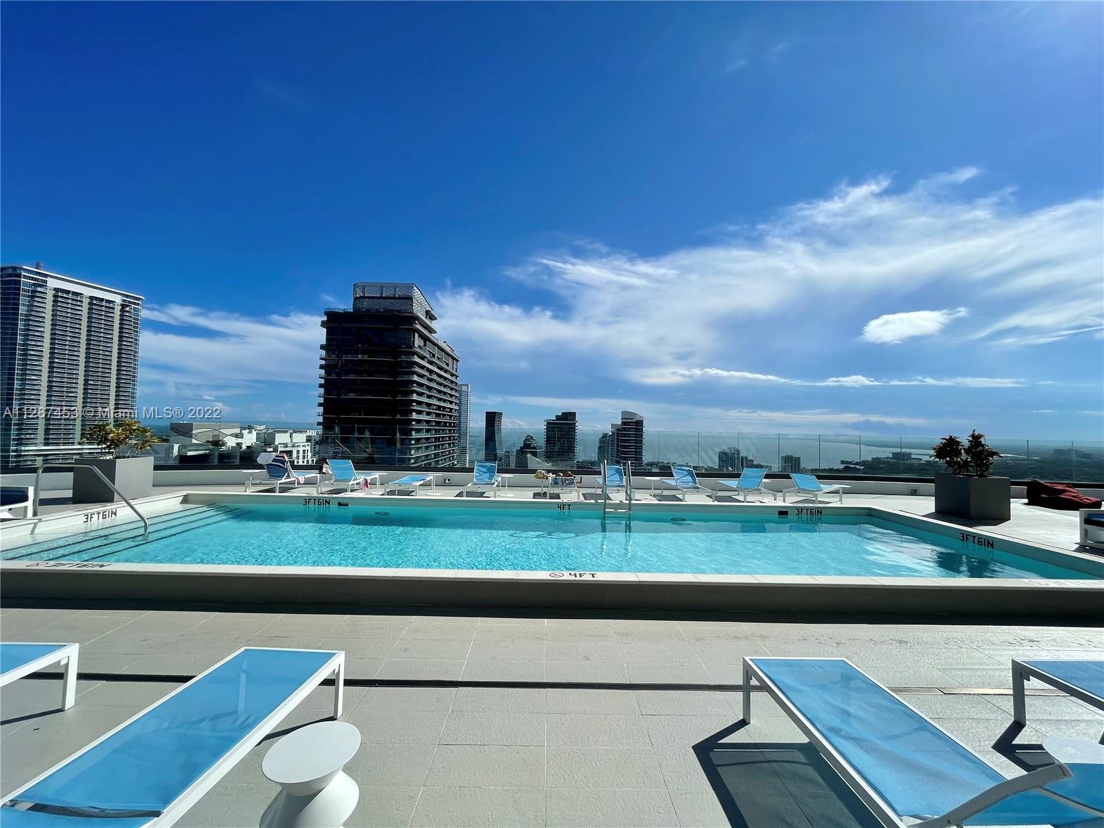Photo of 45 SW 9th St #3107 in Miami, FL