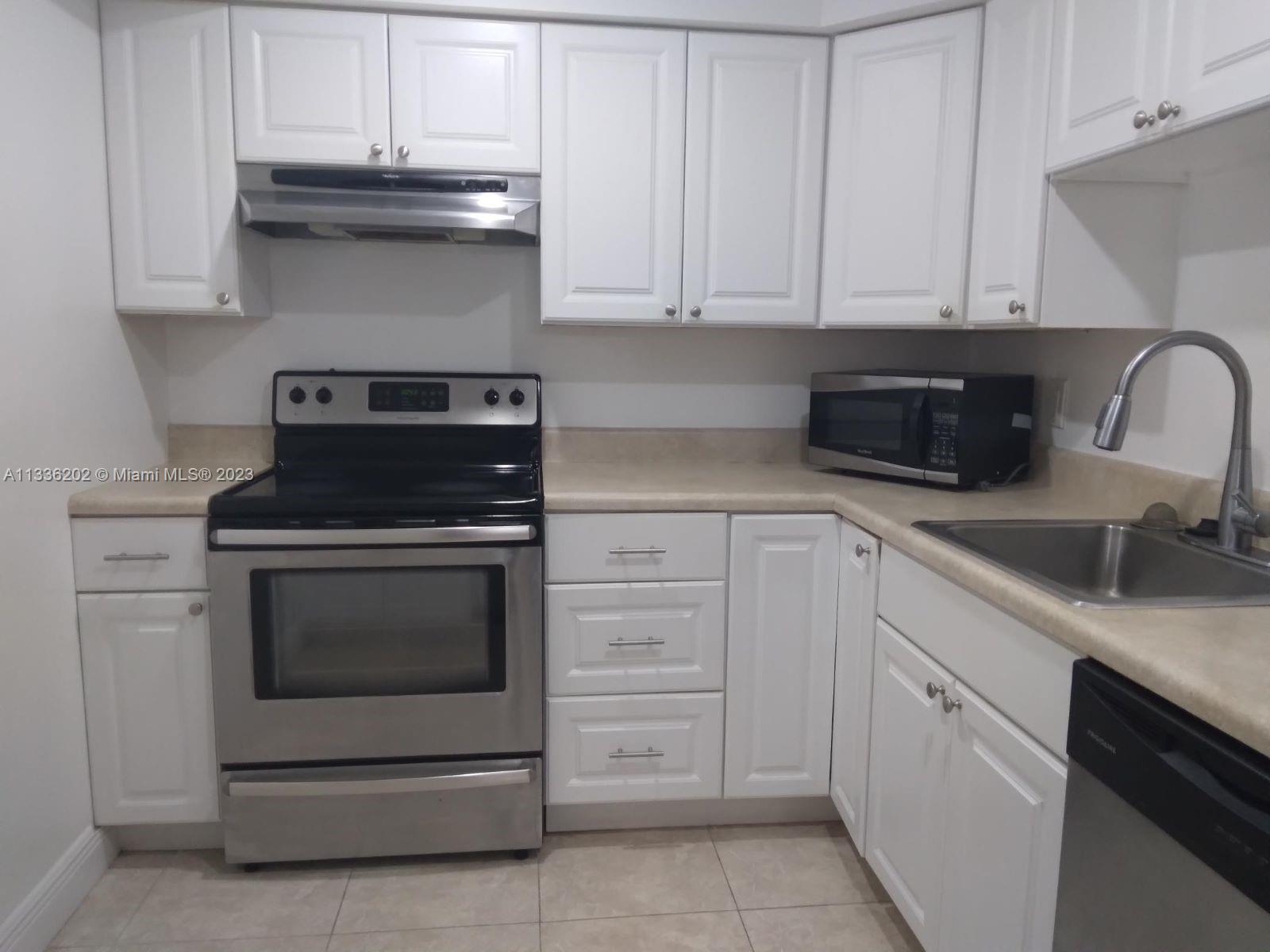 Photo of 1000 Saint Charles Pl #721 in Pembroke Pines, FL