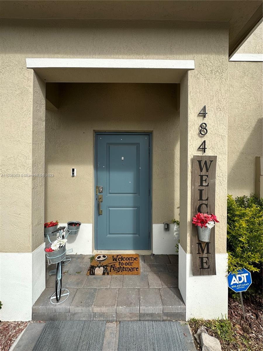 Photo of 484 NE 4th Ter #484 in Florida City, FL