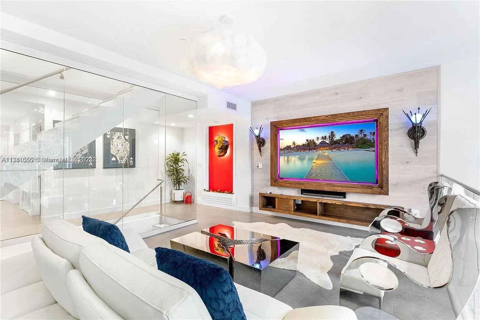Photo of 455 NE 39th St #202 in Miami, FL