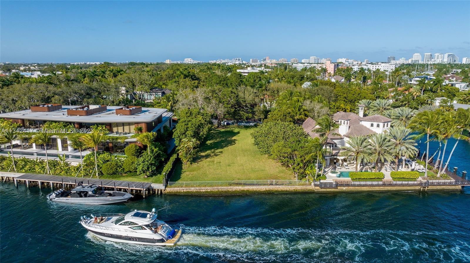 Photo of 1700 Brickell Dr in Fort Lauderdale, FL