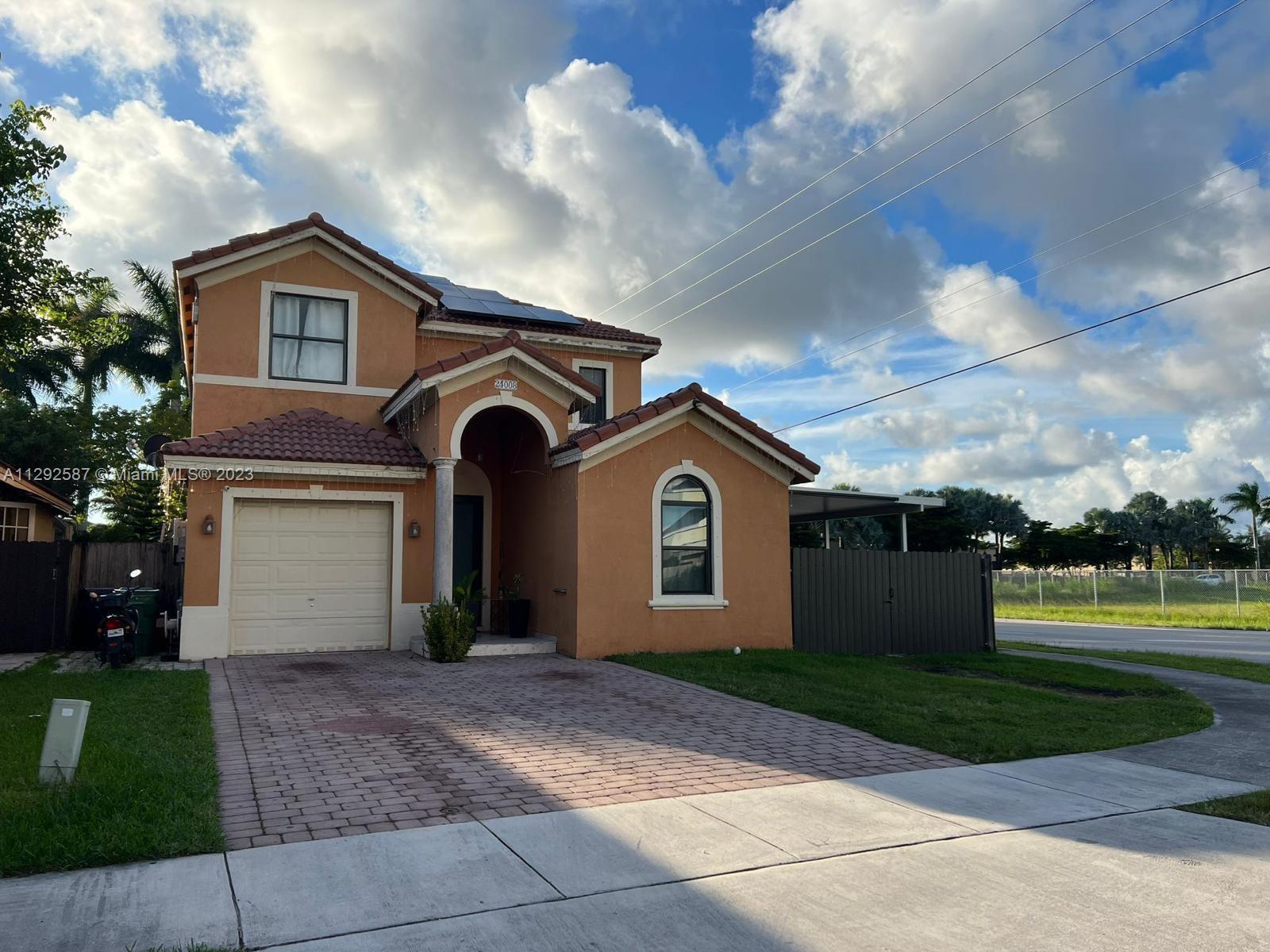 Photo of 24008 SW 111th Ave in Homestead, FL