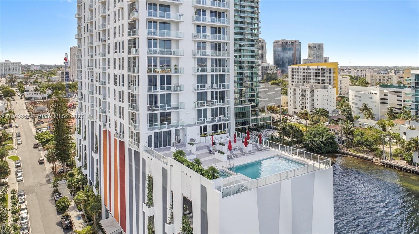 Photo of 601 NE 27th St #906 in Miami, FL