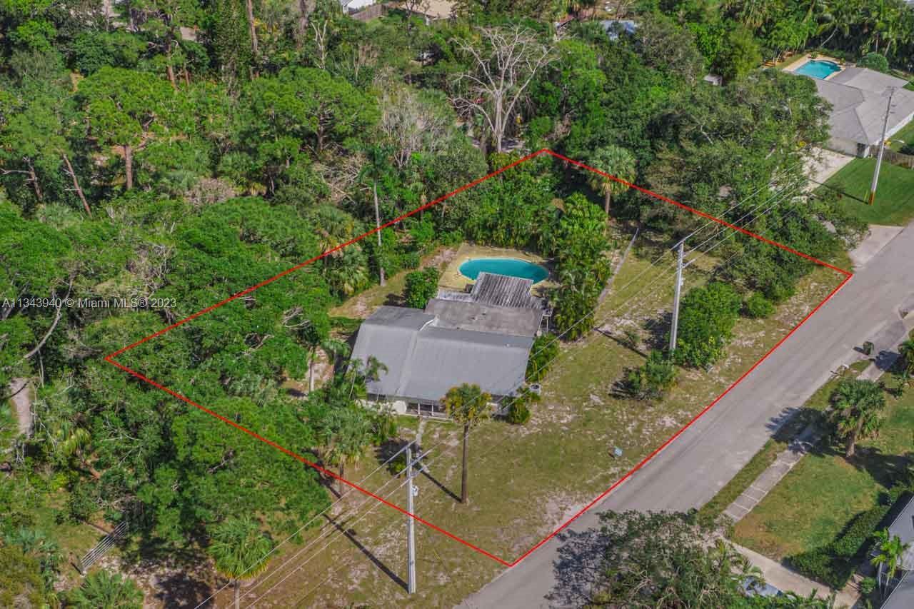 Photo of 1023 SE 7 St in Stuart, FL