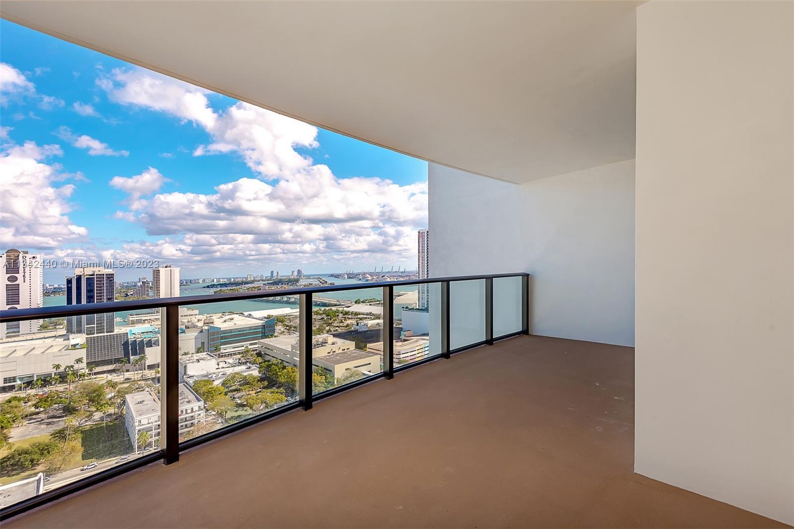 Best East View unit 1Bed 1 Full Bath + DEN you can see Bay, Port of Miami, Miami Beach and excellent