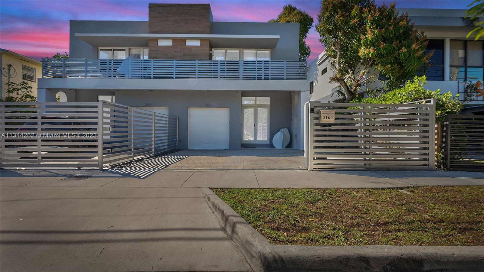 Photo of 3162 Hibiscus St in Miami, FL