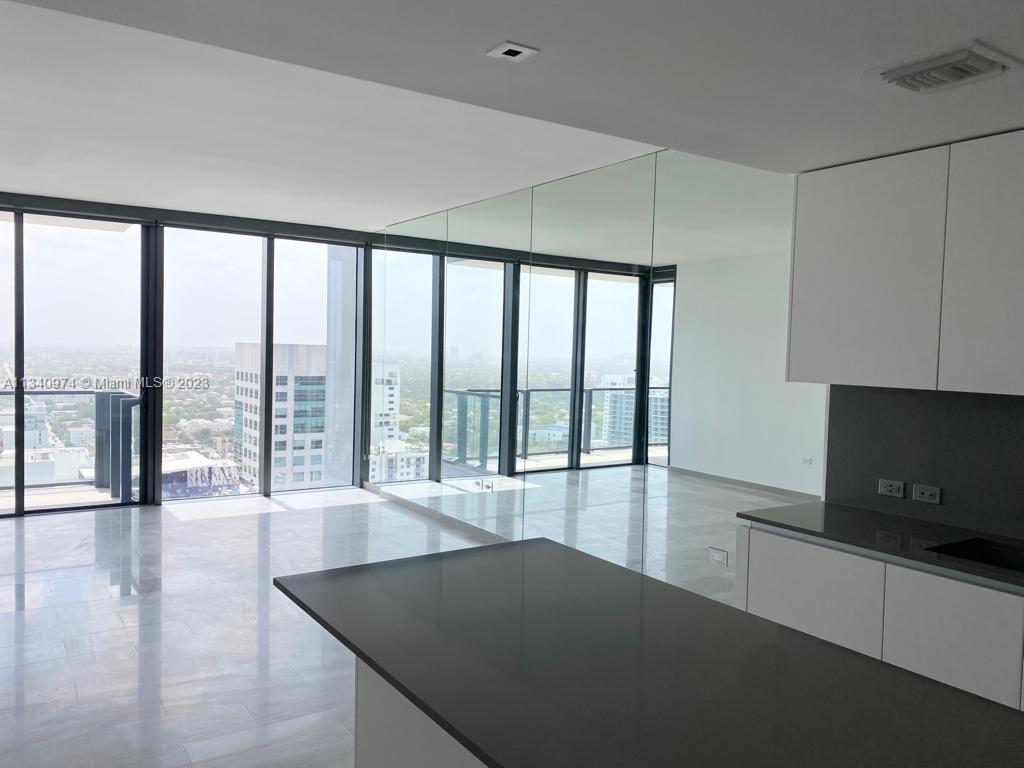 Photo of 88 SW 7th St #2608 in Miami, FL