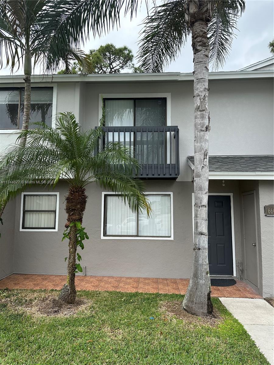 Photo of 6606 Dockside Cir #6606 in Green Acres, FL