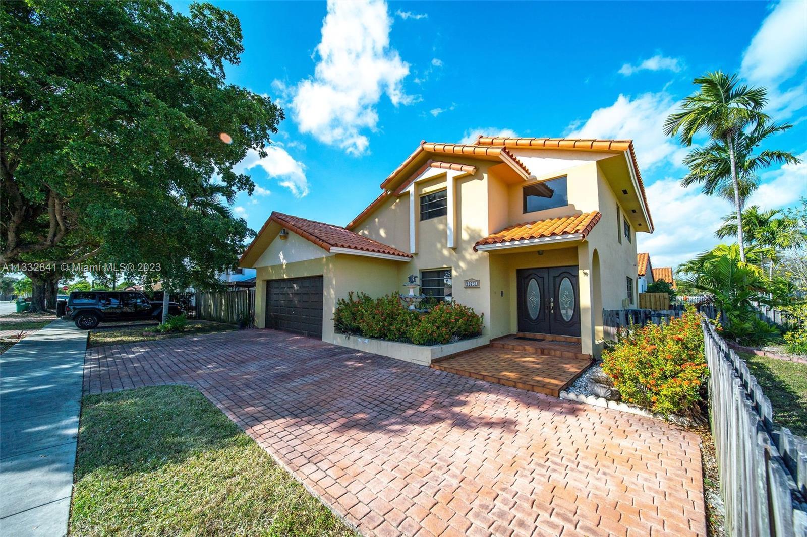 Photo of 10751 SW 38th St in Miami, FL