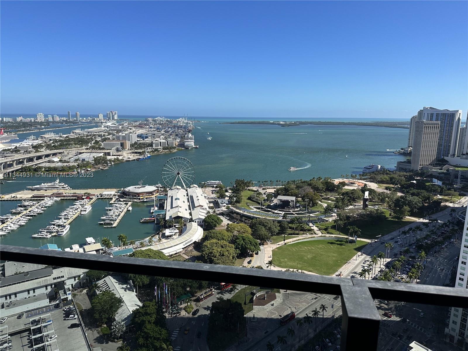 Photo of 398 NE 5th St #3214 in Miami, FL