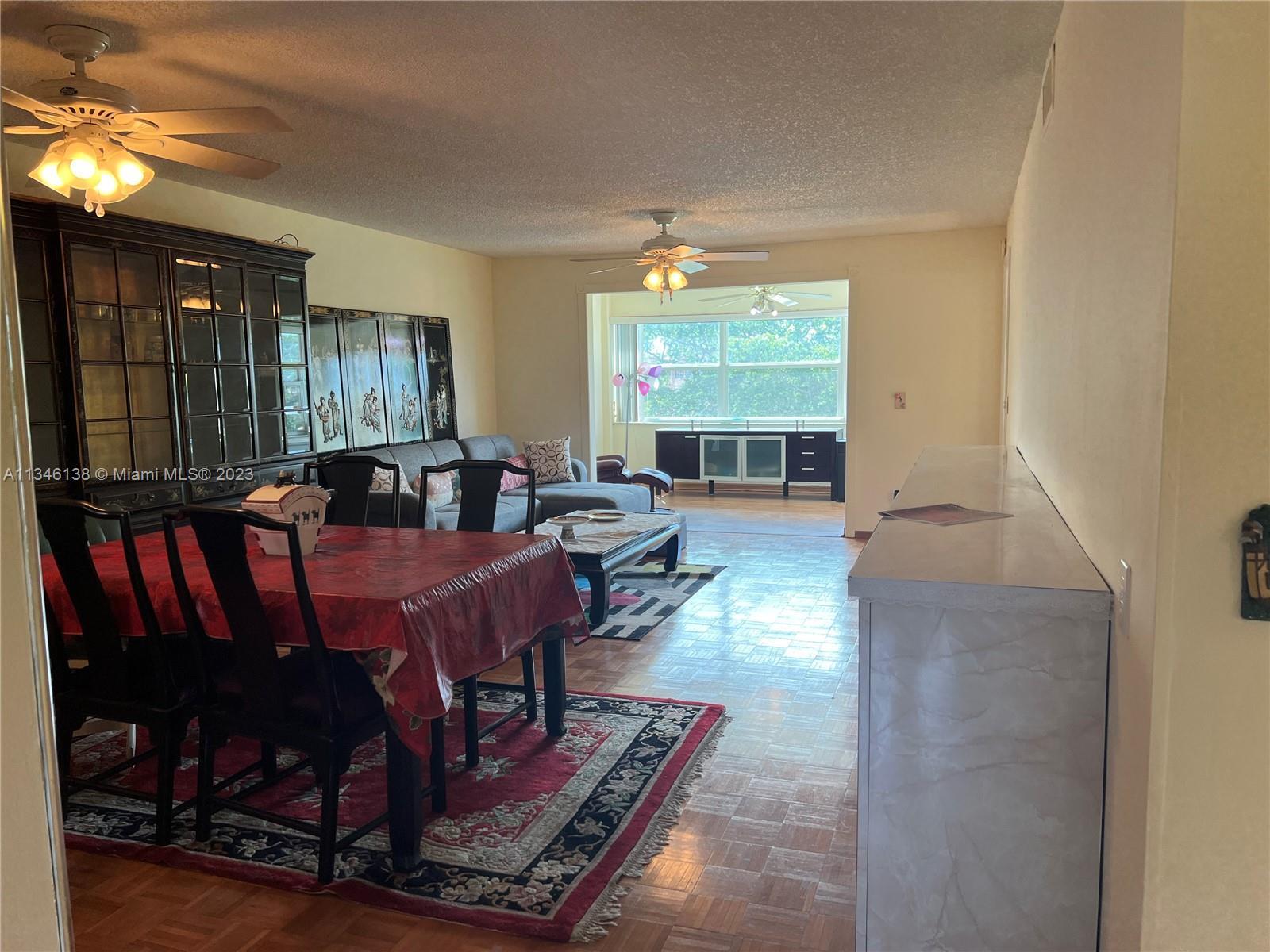 Photo of 9501 Sunrise Lakes Blvd #309 in Sunrise, FL