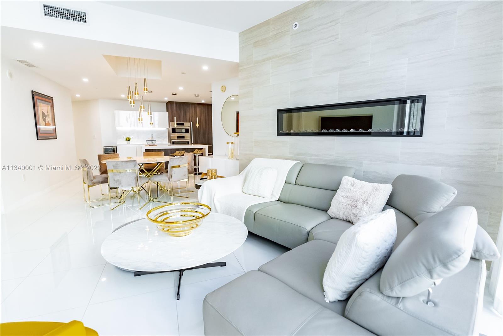 Photo of 851 NE 1st Ave #1603 in Miami, FL