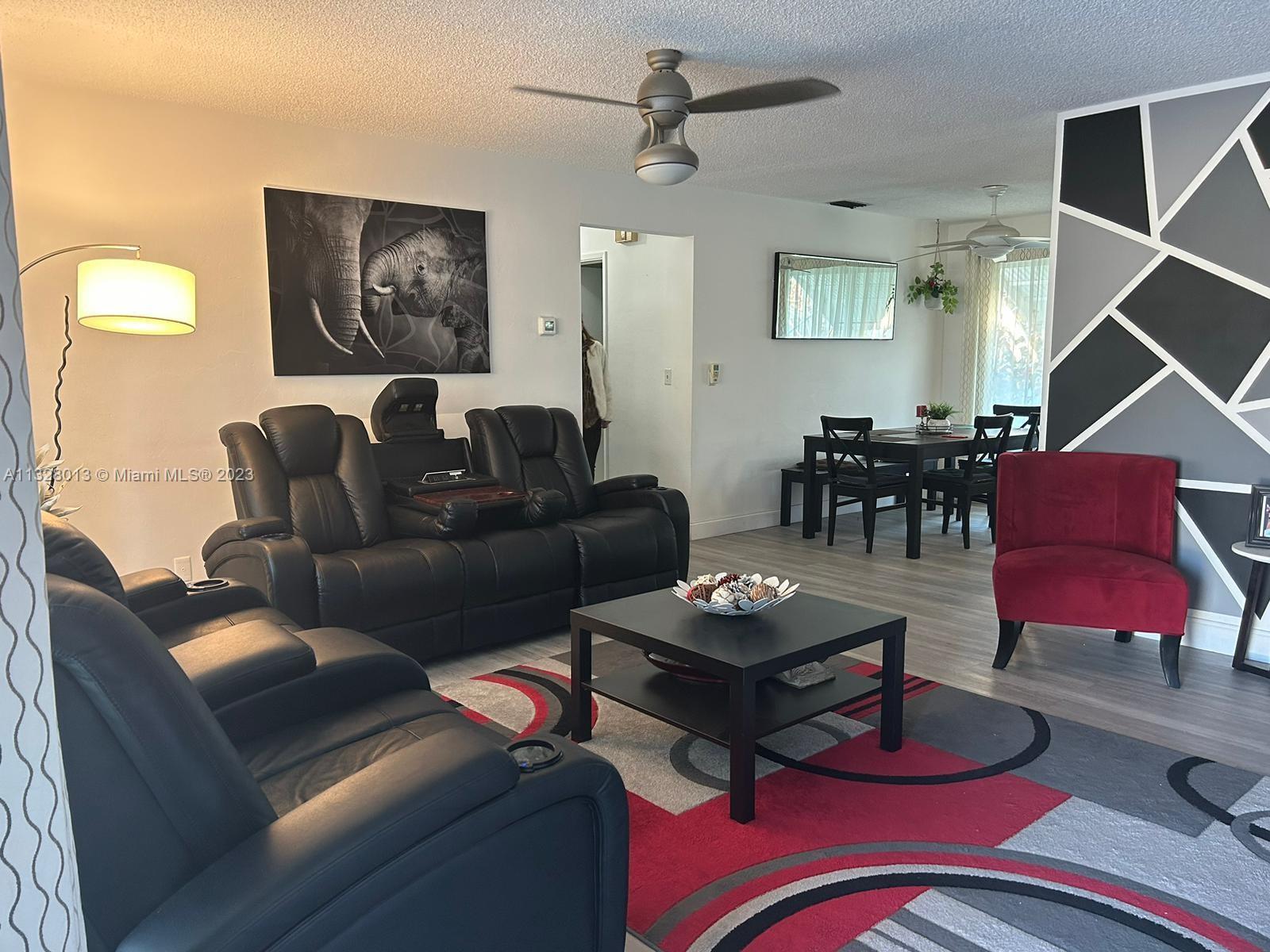 Photo of 5601 Jefferson St in Hollywood, FL