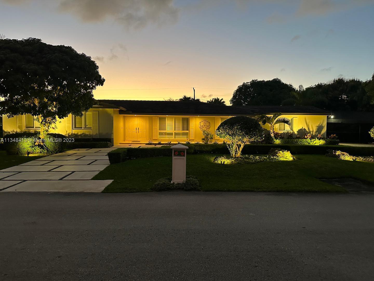 Photo of 7300 SW 84th Pl in Miami, FL