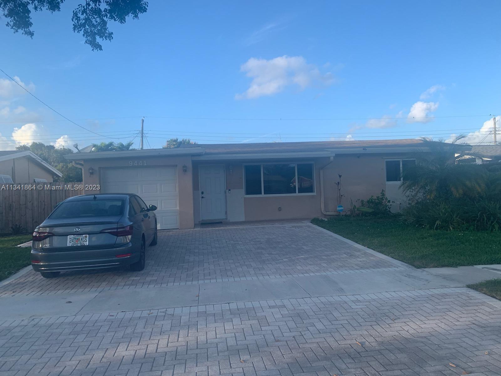 Photo of 9441 SW 52nd Pl in Cooper City, FL