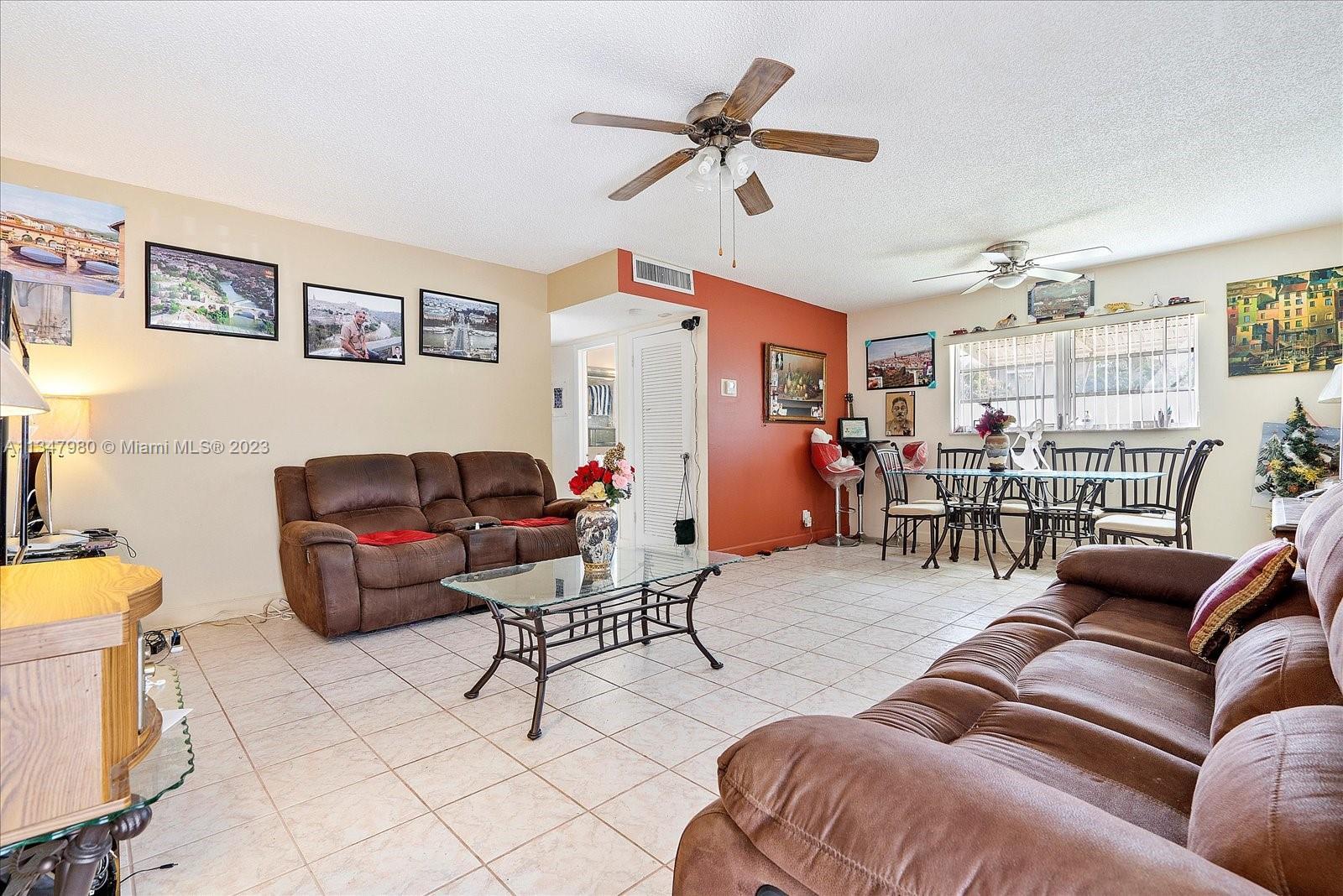Photo of 5300 Washington St #C120 in Hollywood, FL