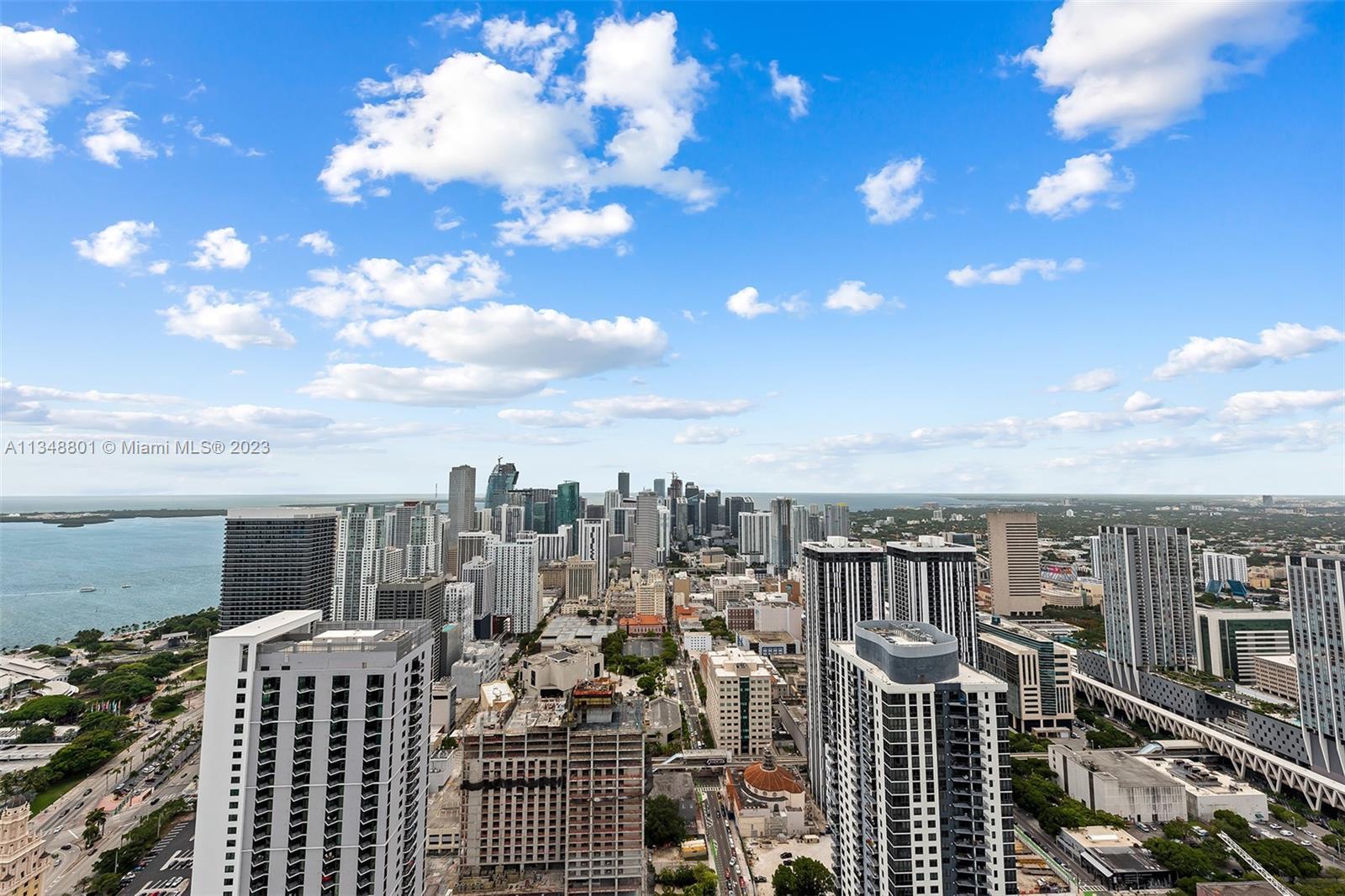 PARAMOUNT Miami Worldcenter, the building with the most amenities in the world. This 5BD + Den / 6BA