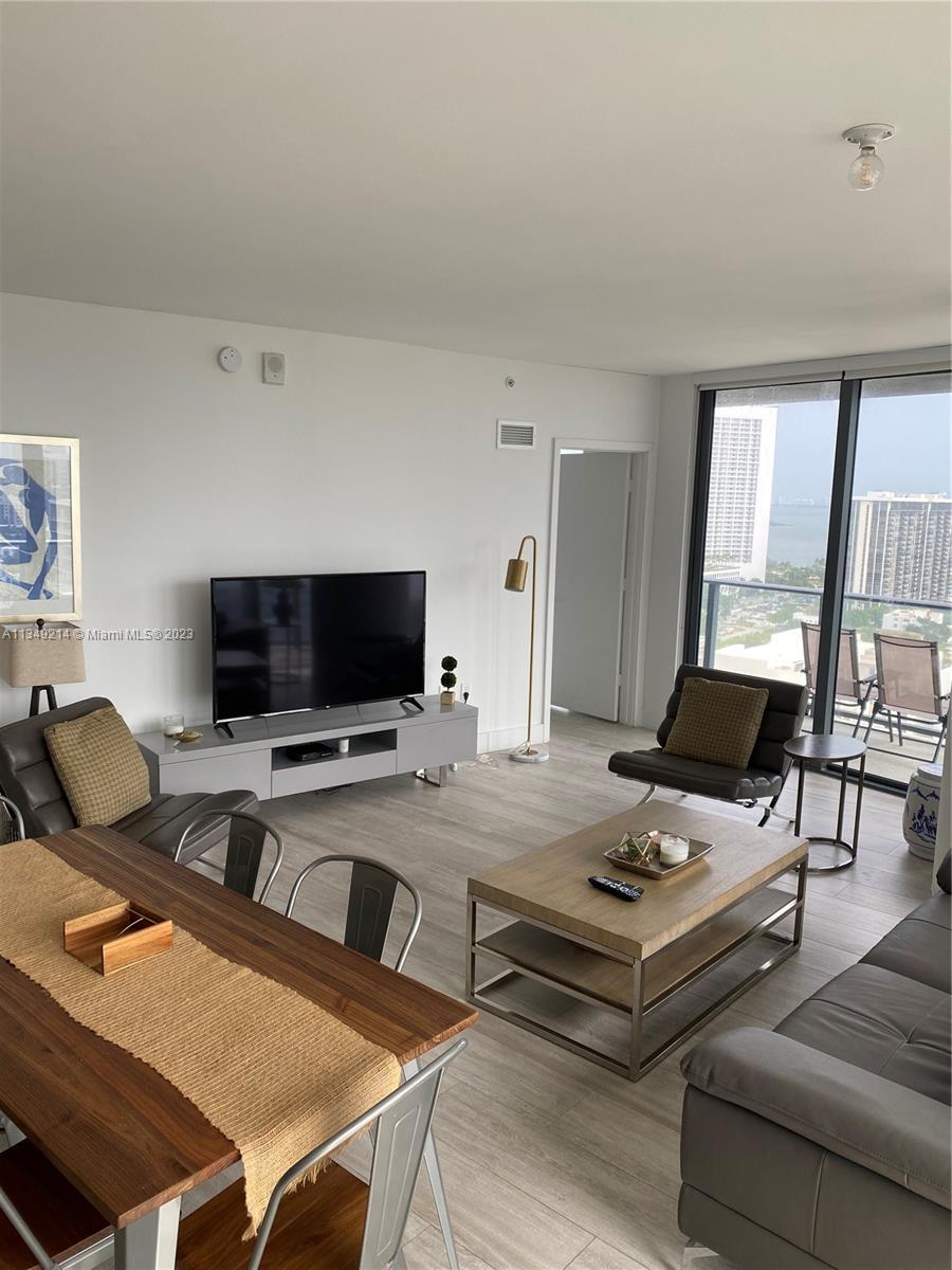 Photo of 121 NE 34th St #1904 in Miami, FL