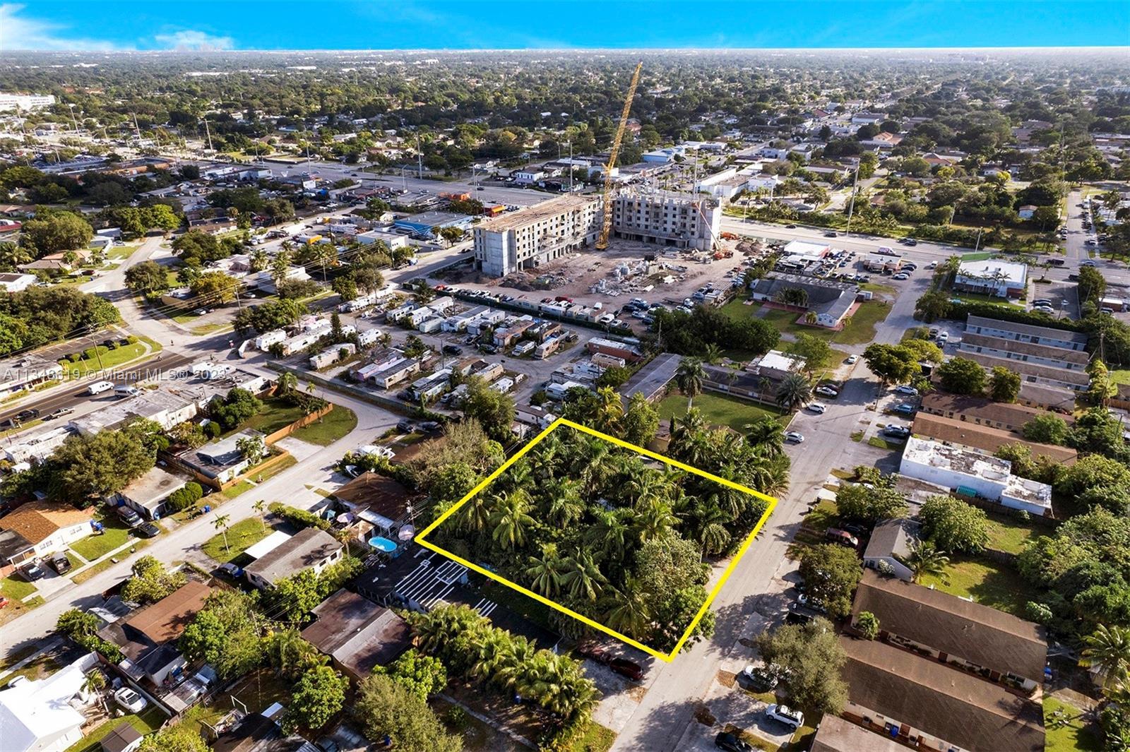 Photo of 6101 Buchanan St in Hollywood, FL