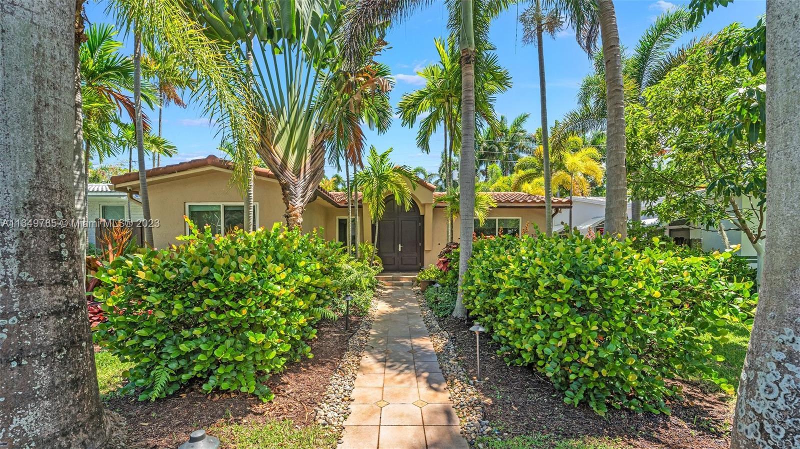 Photo of 1020 Johnson St in Hollywood, FL